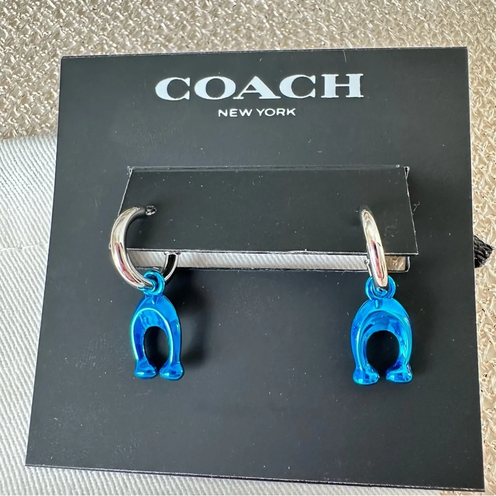 Coach Hanging C Huggie blue and silver earrings new with tag and pouch